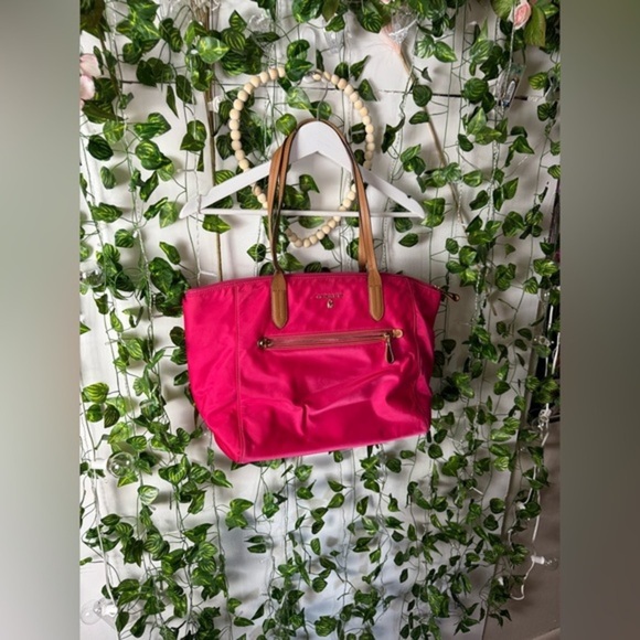 NWT MICHAEL KORS Nylon TRAVEL LARGE TOTE SHOULDER PURSE HANDBAG - Picture 1 of 15